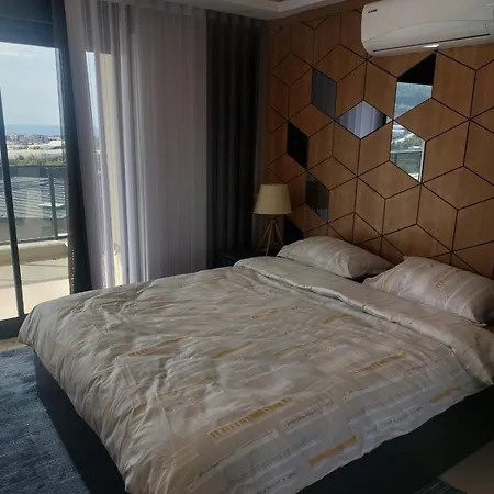 Casa Hills Αλάνια